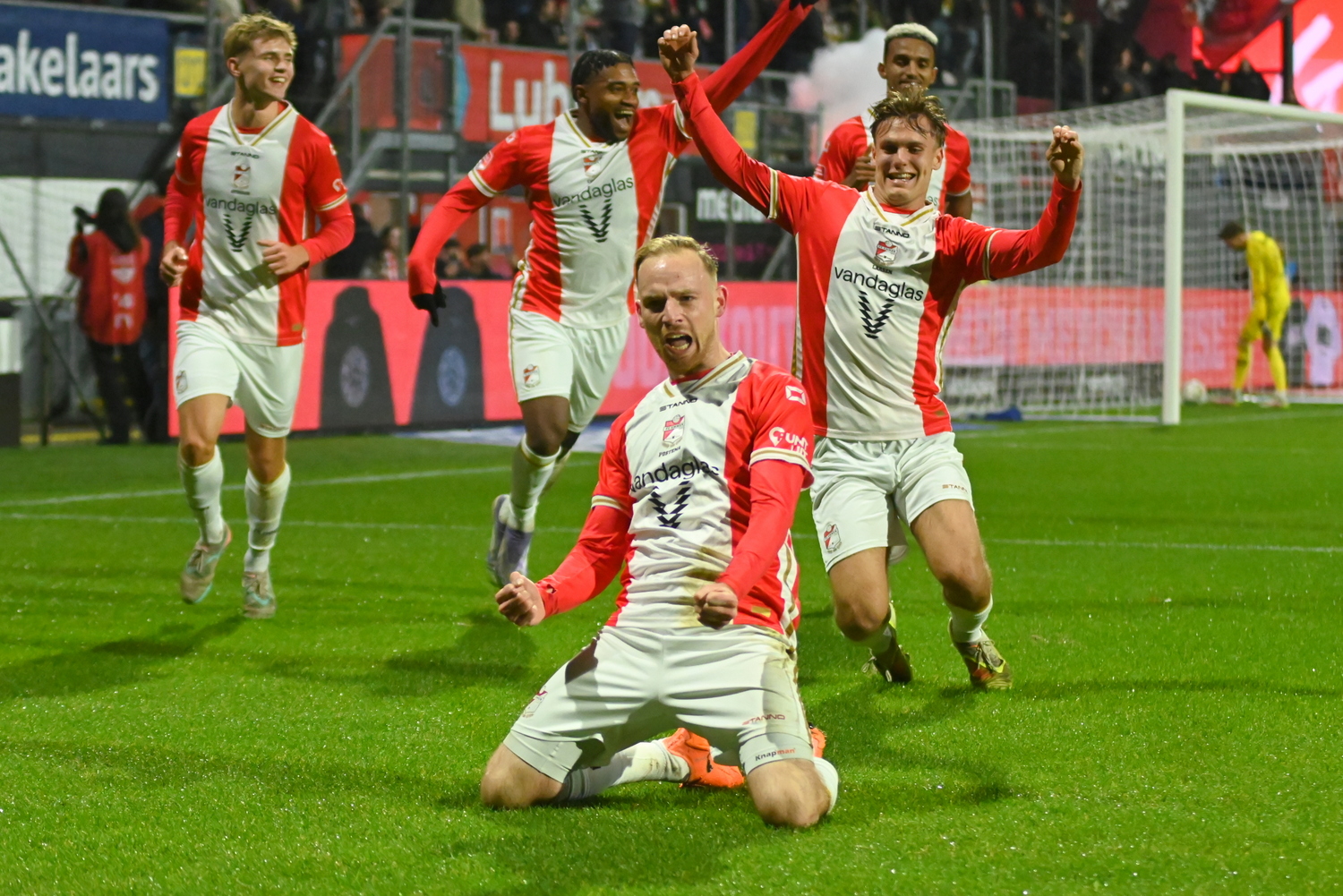 Fussball | 4:1 - Postema lässt Emmen feiern